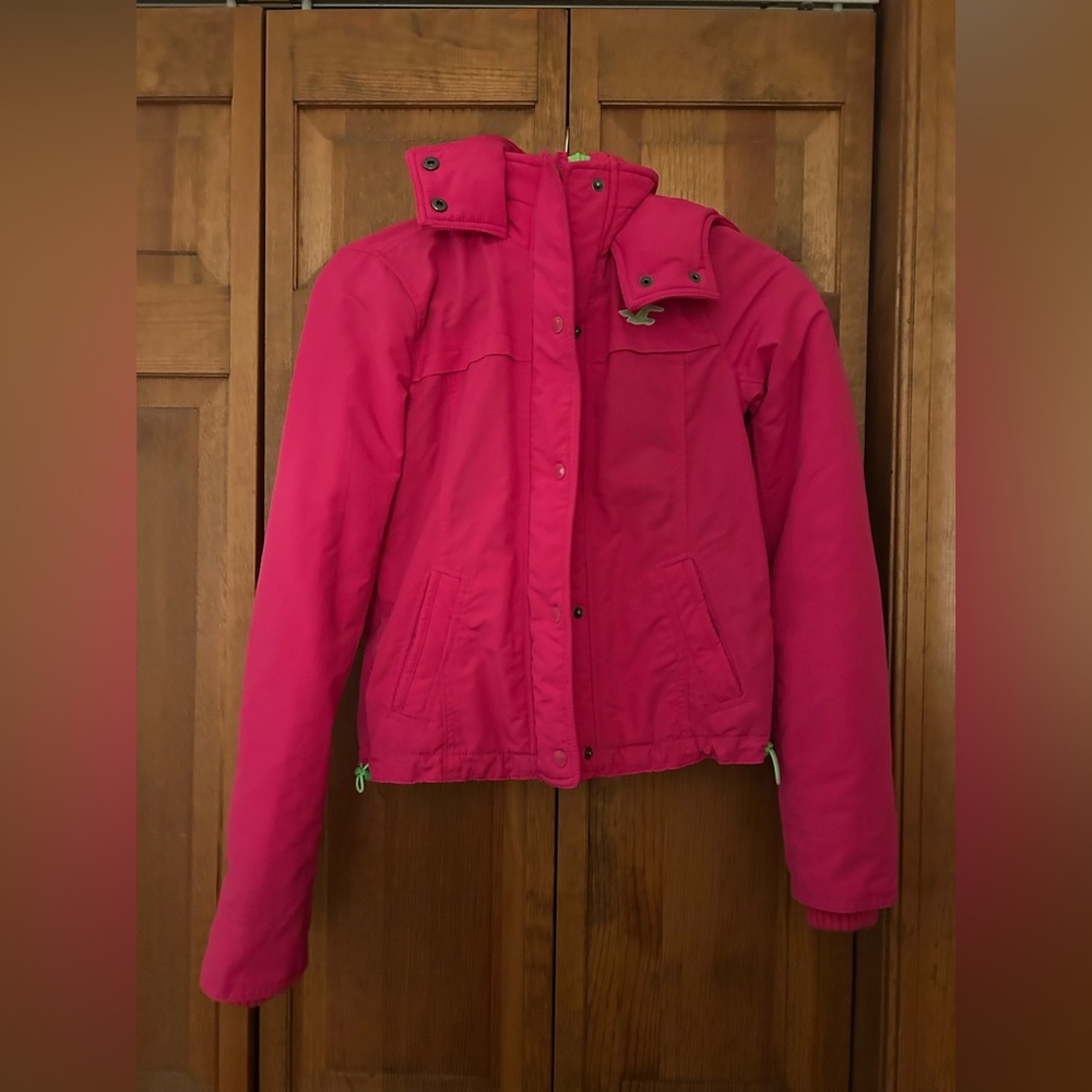 Hollister Women’s Sz XS Pink Y2K/Early 00s Puffer Winter Jacket W/ Green Accents